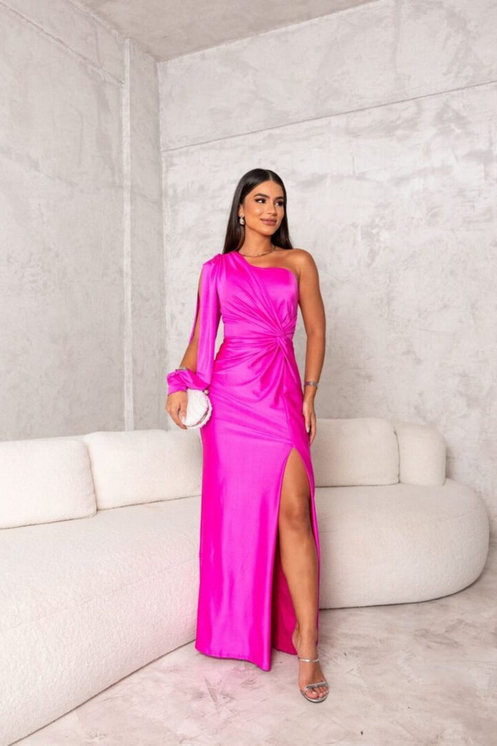 Hilda - Elegant dress with finesse