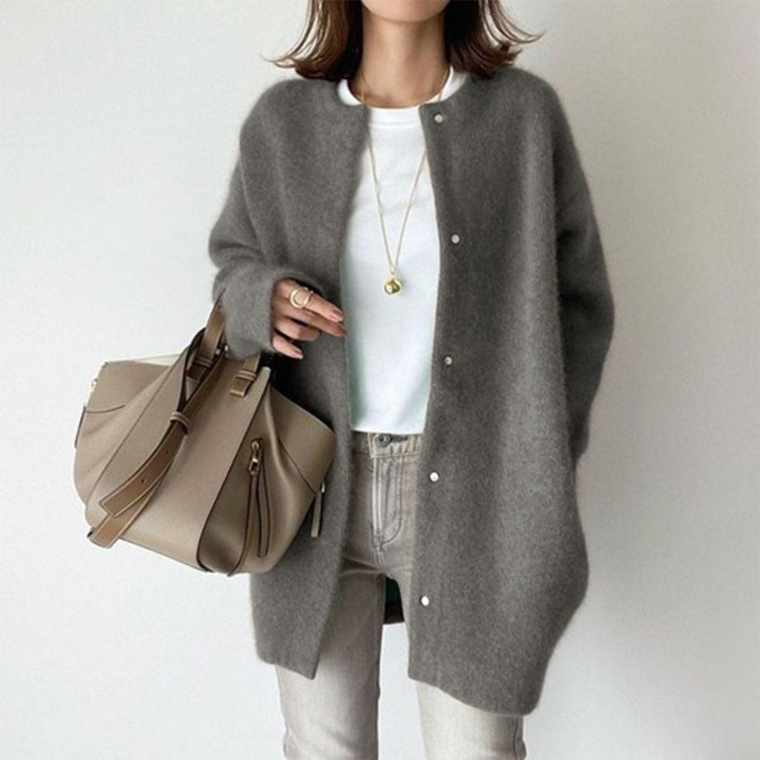 Clara | ELEGANT CASHMERE CARDIGAN