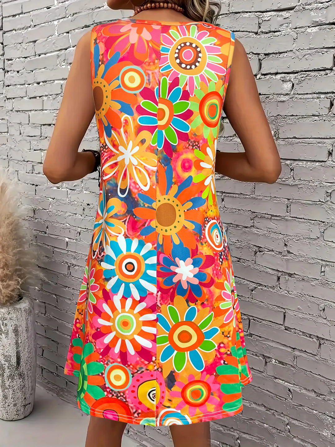 Noelia Vibrant Floral Sleeveless Dress