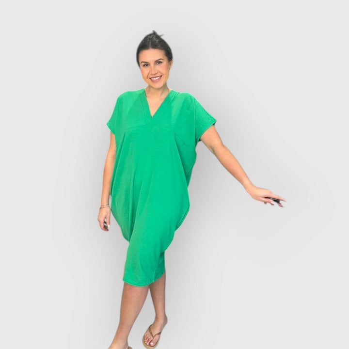 Callira Flowy Short Sleeve Midi Dress
