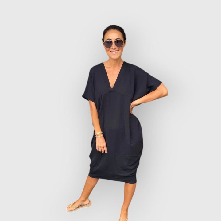 Callira Flowy Short Sleeve Midi Dress
